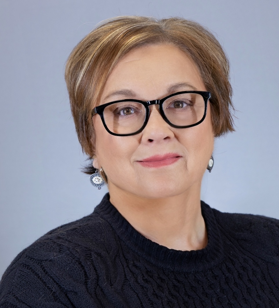 Tesa Headshot